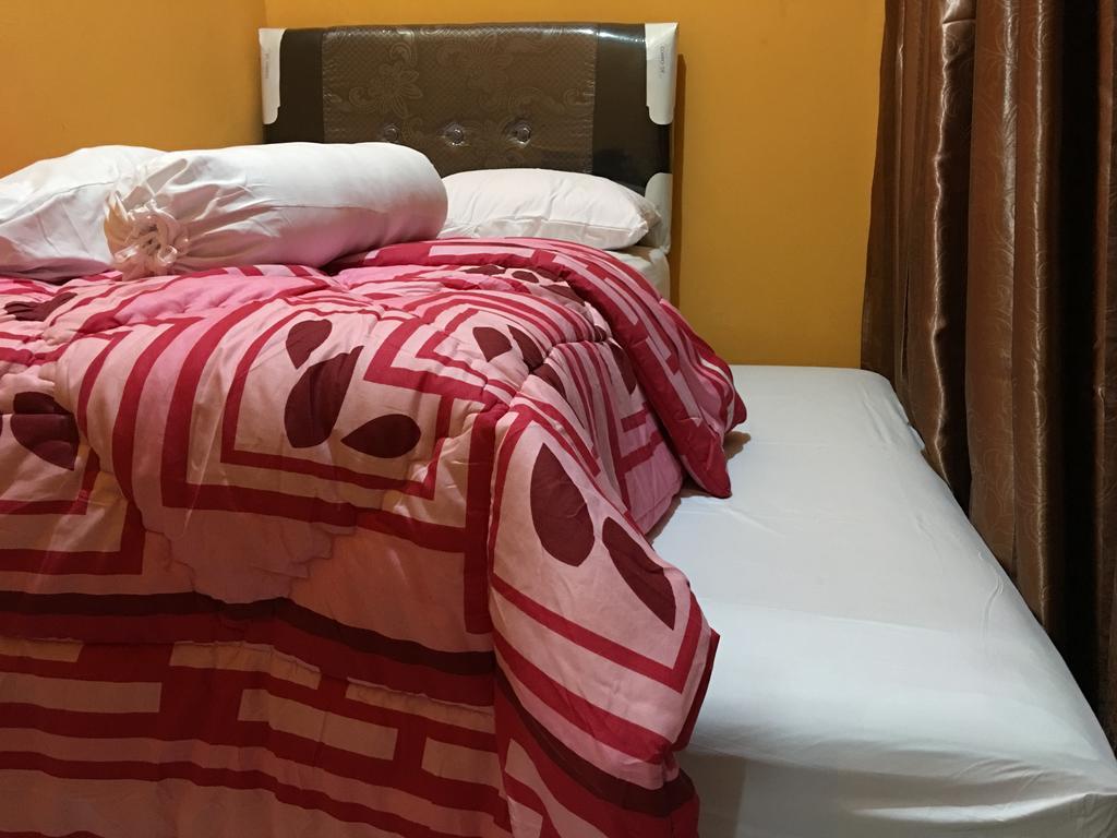 Aini Home Stay Ternate Luaran gambar