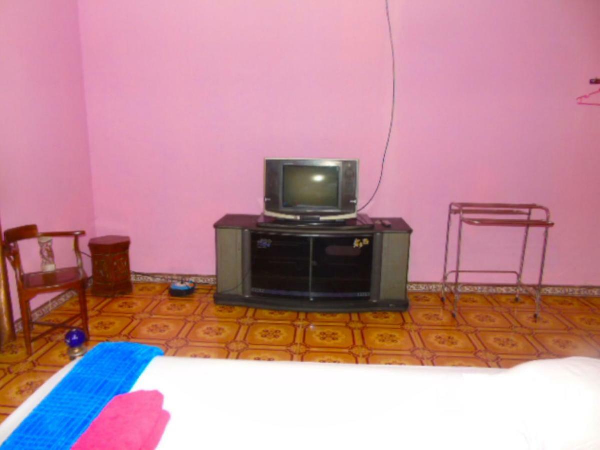 Aini Home Stay Ternate Luaran gambar